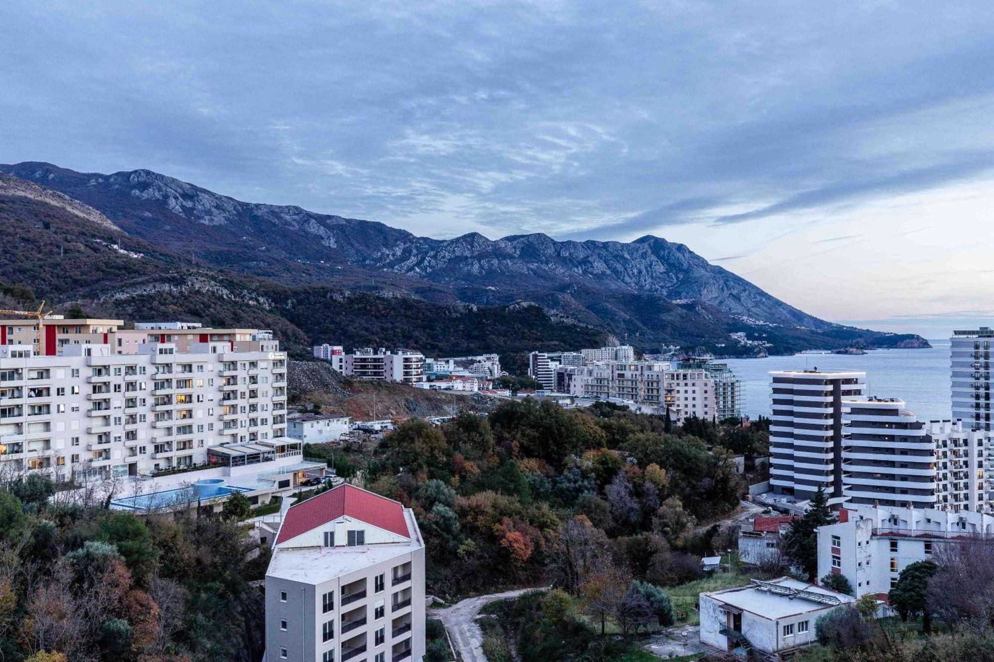 Sunny Side Wellness Resort & Spa Budva Kültér fotó